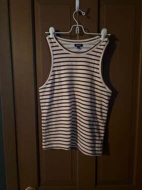 Splendid Women's Medium Red and White Striped Muscle Tank Top